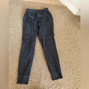 Lululemon men’s joggers size M